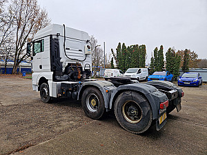 MAN TGX 33.540 EU5 6X2 vontató