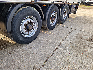 Schwarzmüller S1J Standard Oldalfalas