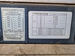 Schwarzmüller S1J Standard Oldalfalas