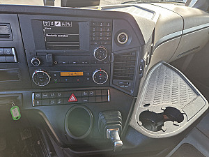 Mercedes-Benz Actros 1845