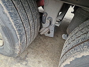 Schmitz SCB szigetelt alu doboz dupla bogi Varios