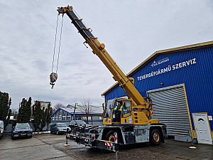 Demag 4X4 önjáró daru 25T