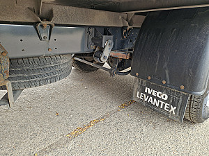 Iveco Daily 65C180 Emelőhátfalas