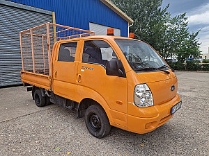 KIA K2500 Dokker 6 személyes